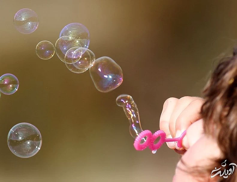 ۳۱ ترفند برای سرگرم کردن کودکان در خانه | با این بازی‌ها بچه‌ها را در روزهای آلودگی هوا خوشحال کنید